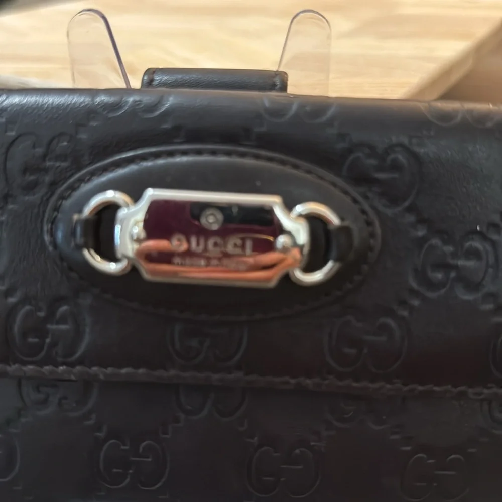 Gucci Black Embossed Leather Wallet - Picture 7 of 10